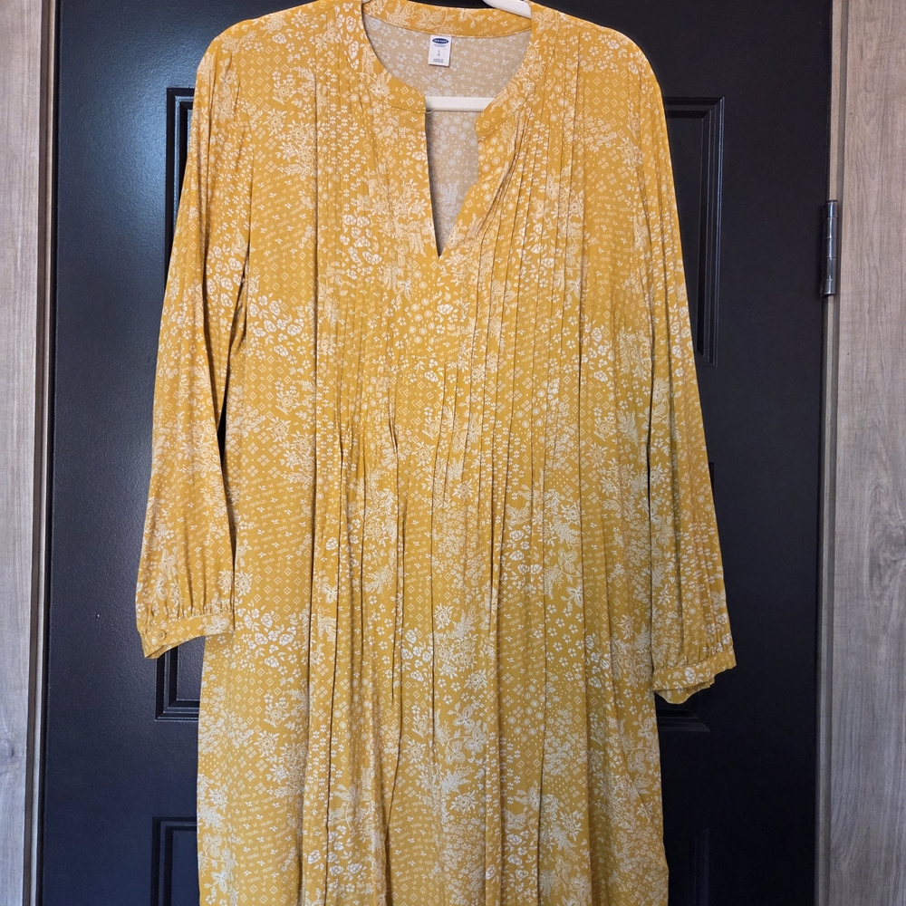 Old Navy Yellow Floral Long Sleeve Dress